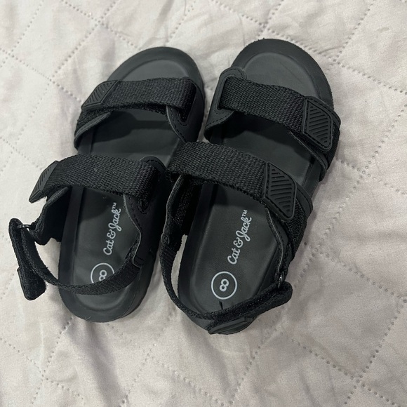 Toddler Cat & Jack sandals - Picture 3 of 3
